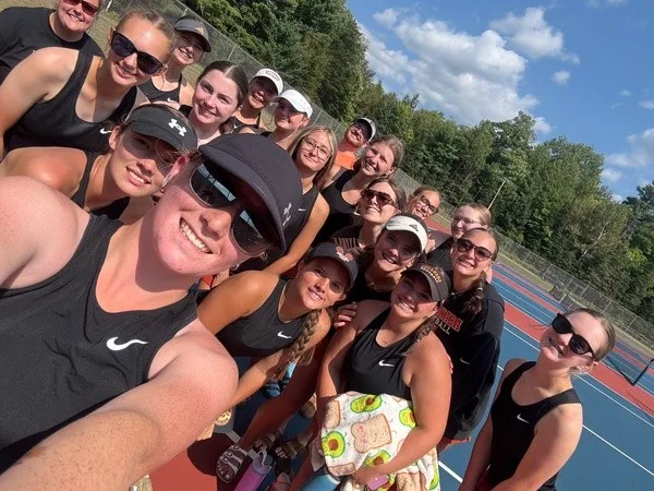 Eskymos split with Marquette, fall to Westwood in tennis action